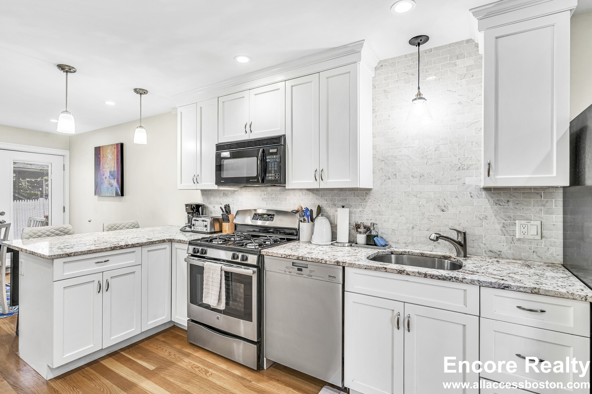 10 Bradbury , Boston - Allston, MA 02134 10 Bradbury , Boston - Allston, MA 02134