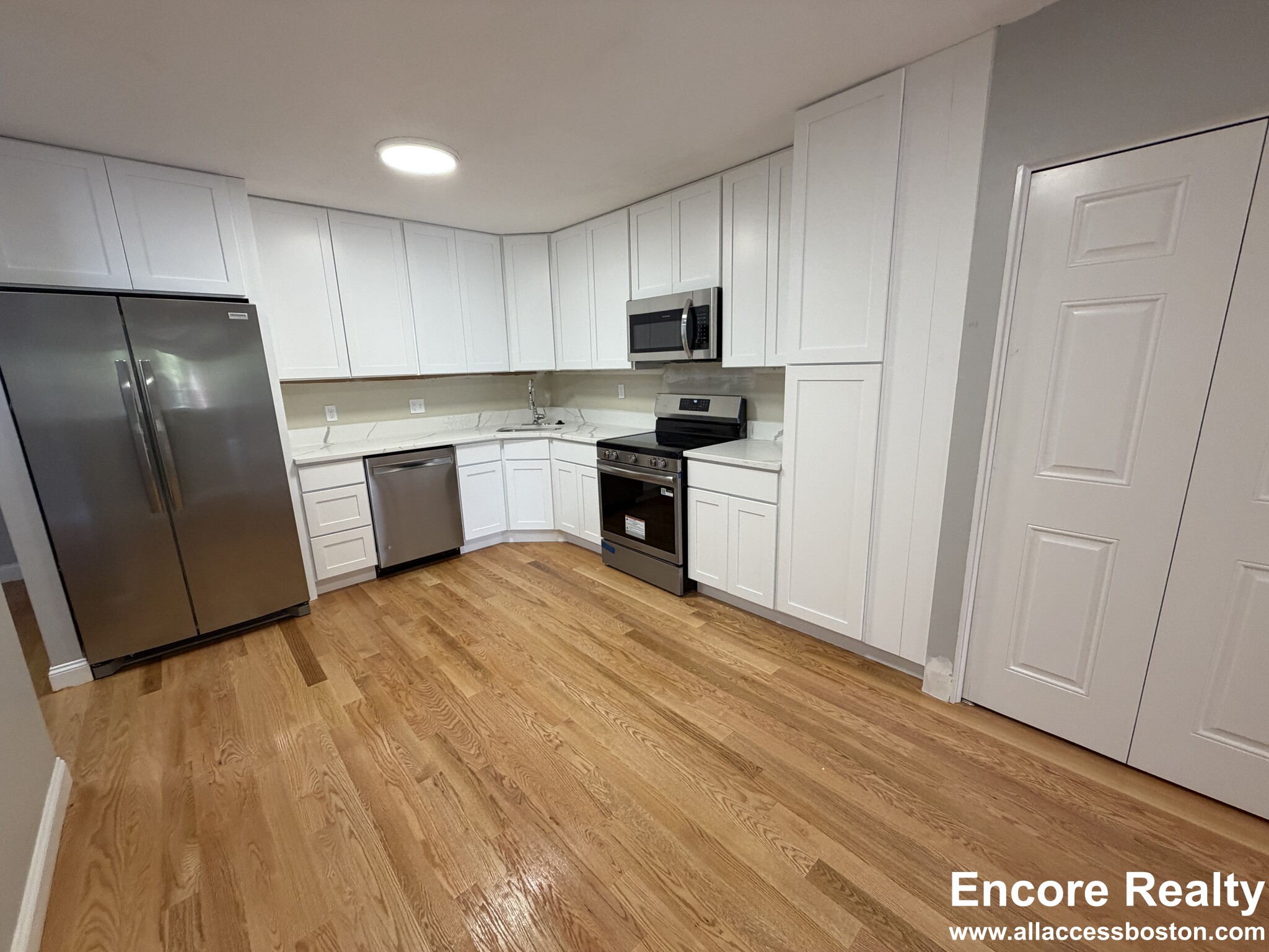 1850 Beacon St., Brookline, MA - 4,800 USD/ month