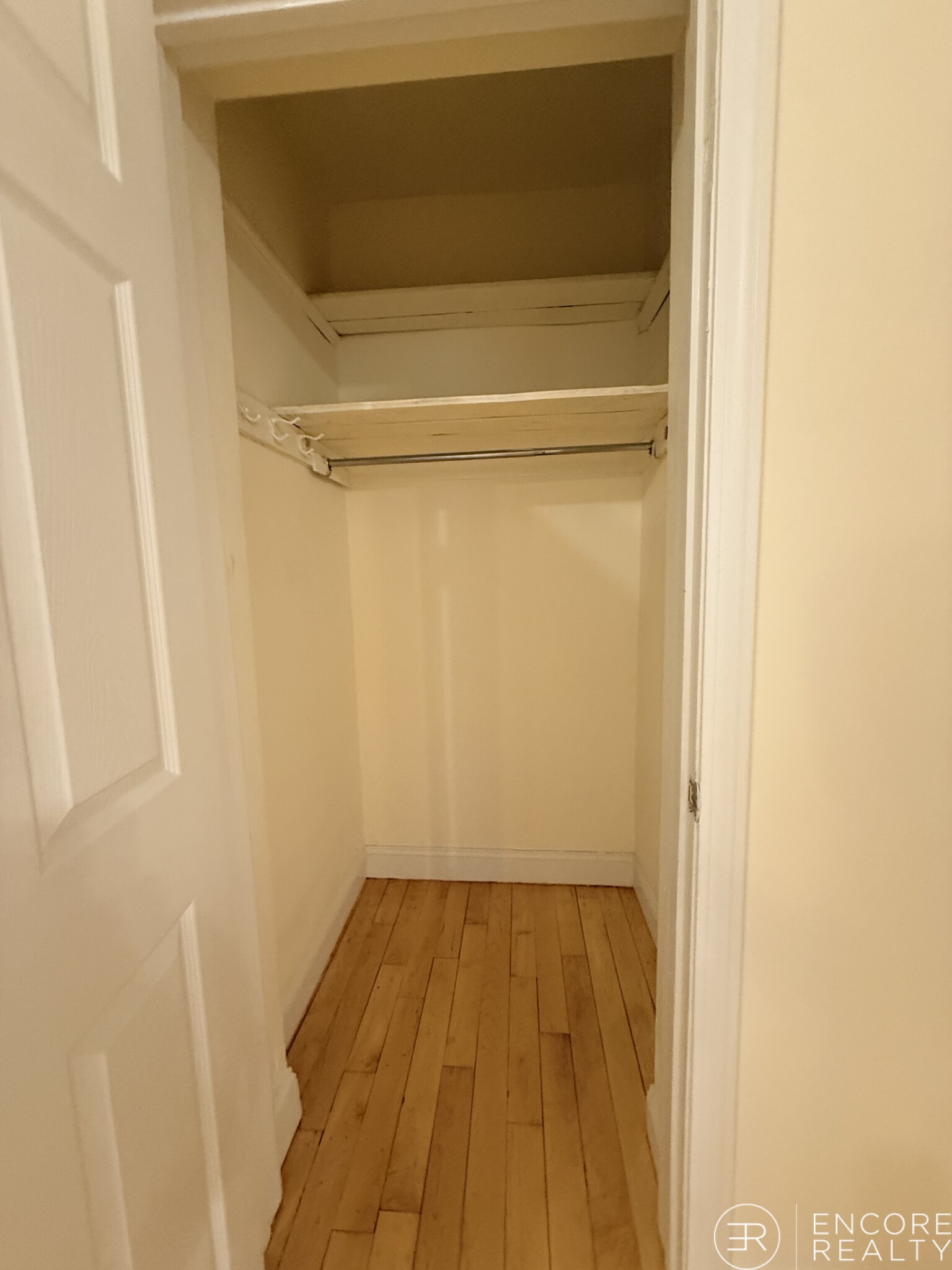 Photos of apartment on Beacon St.,Brookline MA 02446