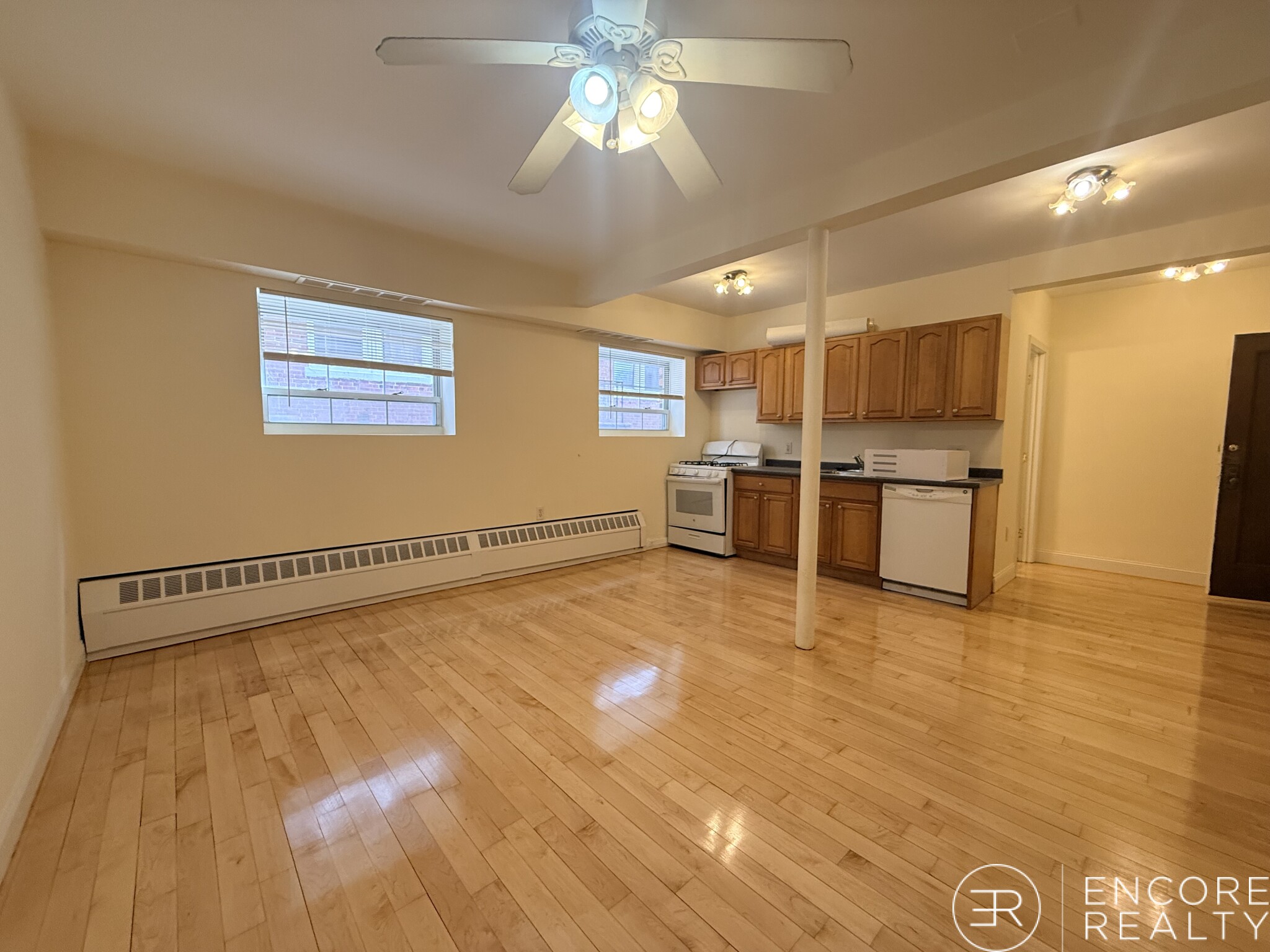 Photos of apartment on Beacon St.,Brookline MA 02446