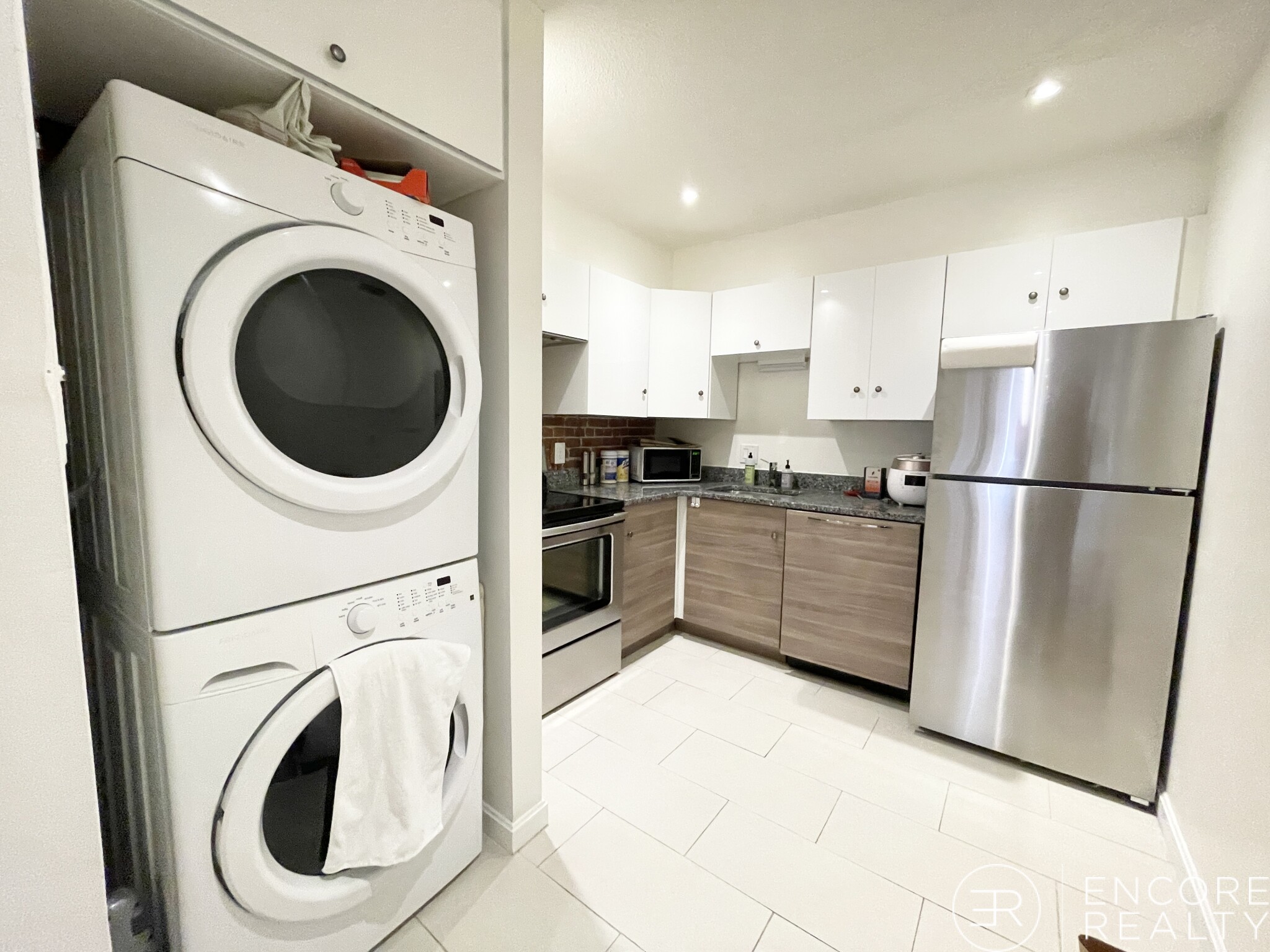 73 Gainsborough St., Unit 201 , Boston - Fenway, MA 02115