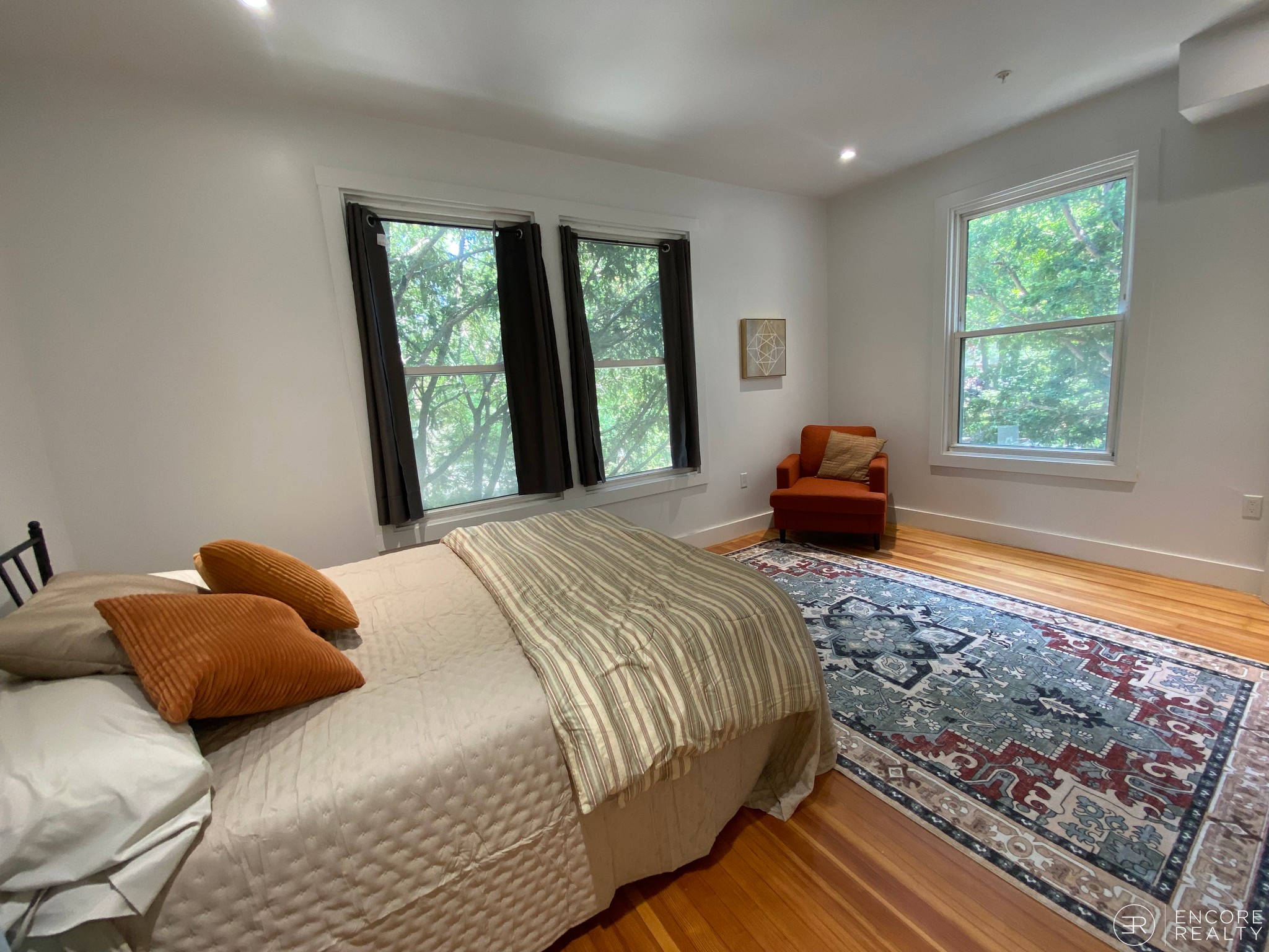 Photos of apartment on Regent Cir.,Brookline MA 02445
