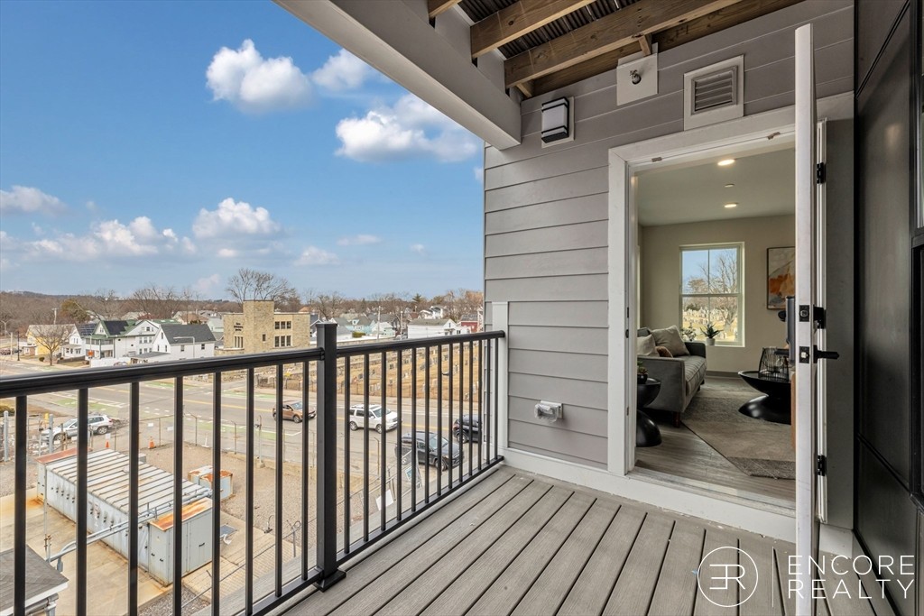 Photos of apartment on Cummins Hwy,Boston MA 02131