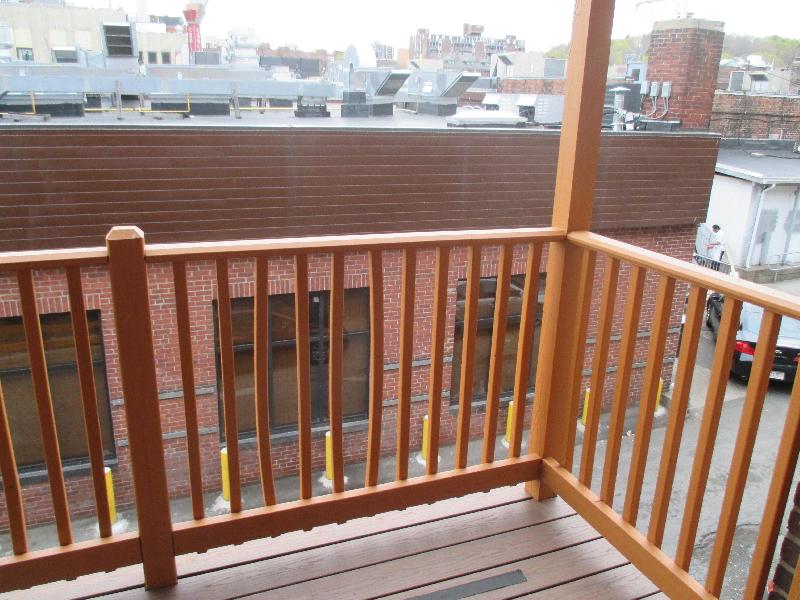 4 Greenway Ct, Coolidge Corner