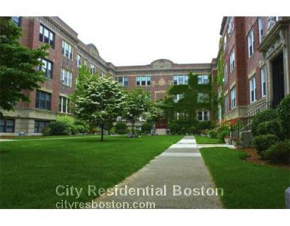 4 Greenway Ct, Coolidge Corner