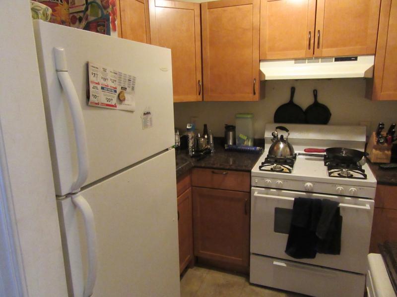 3 bed, 1 bath apartment for rent at 38 Cunard St Unit 2, South End — photo 2 of 11