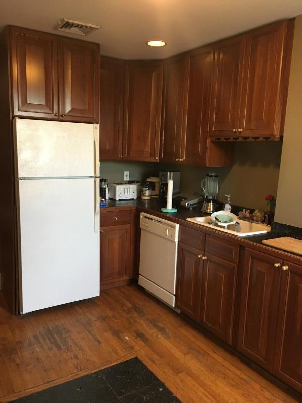 3 bed, 1 bath apartment for rent at 1025 Tremont St Unit 4, South End — photo 9 of 18