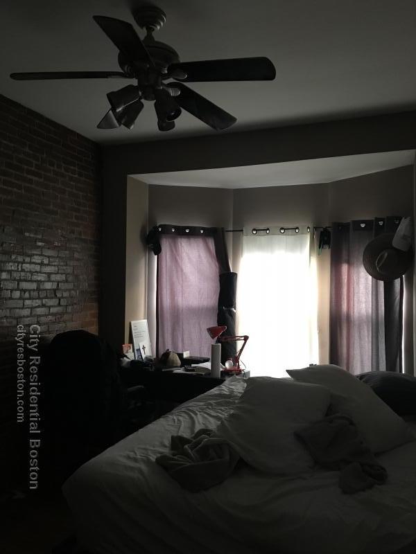 3 bed, 1 bath apartment for rent at 1025 Tremont St Unit 4, South End — photo 13 of 18
