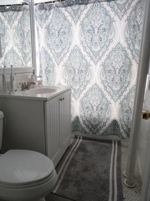 4 bed, 1 bath apartment for rent at 4 Greenway Ct Unit 5, Coolidge Corner — photo 6 of 21