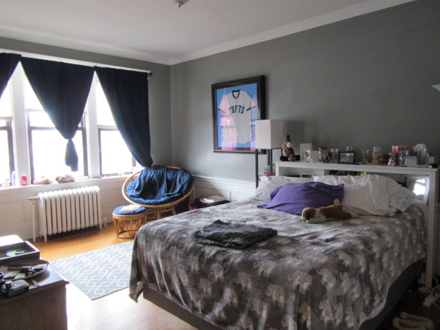 4 bed, 1 bath apartment for rent at 4 Greenway Ct Unit 5, Coolidge Corner — photo 1 of 21