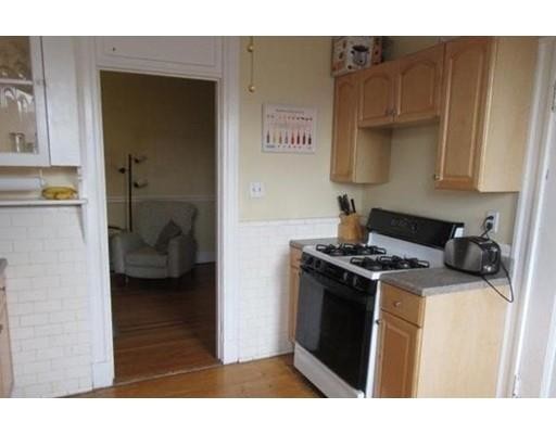 4 bed, 1 bath apartment for rent at 4 Greenway Ct Unit 6, Coolidge Corner — photo 8 of 24