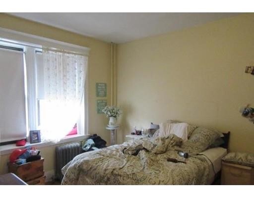 4 bed, 1 bath apartment for rent at 4 Greenway Ct Unit 6, Coolidge Corner — photo 22 of 24
