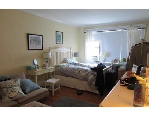 4 bed, 1 bath apartment for rent at 4 Greenway Ct Unit 6, Coolidge Corner — photo 20 of 24