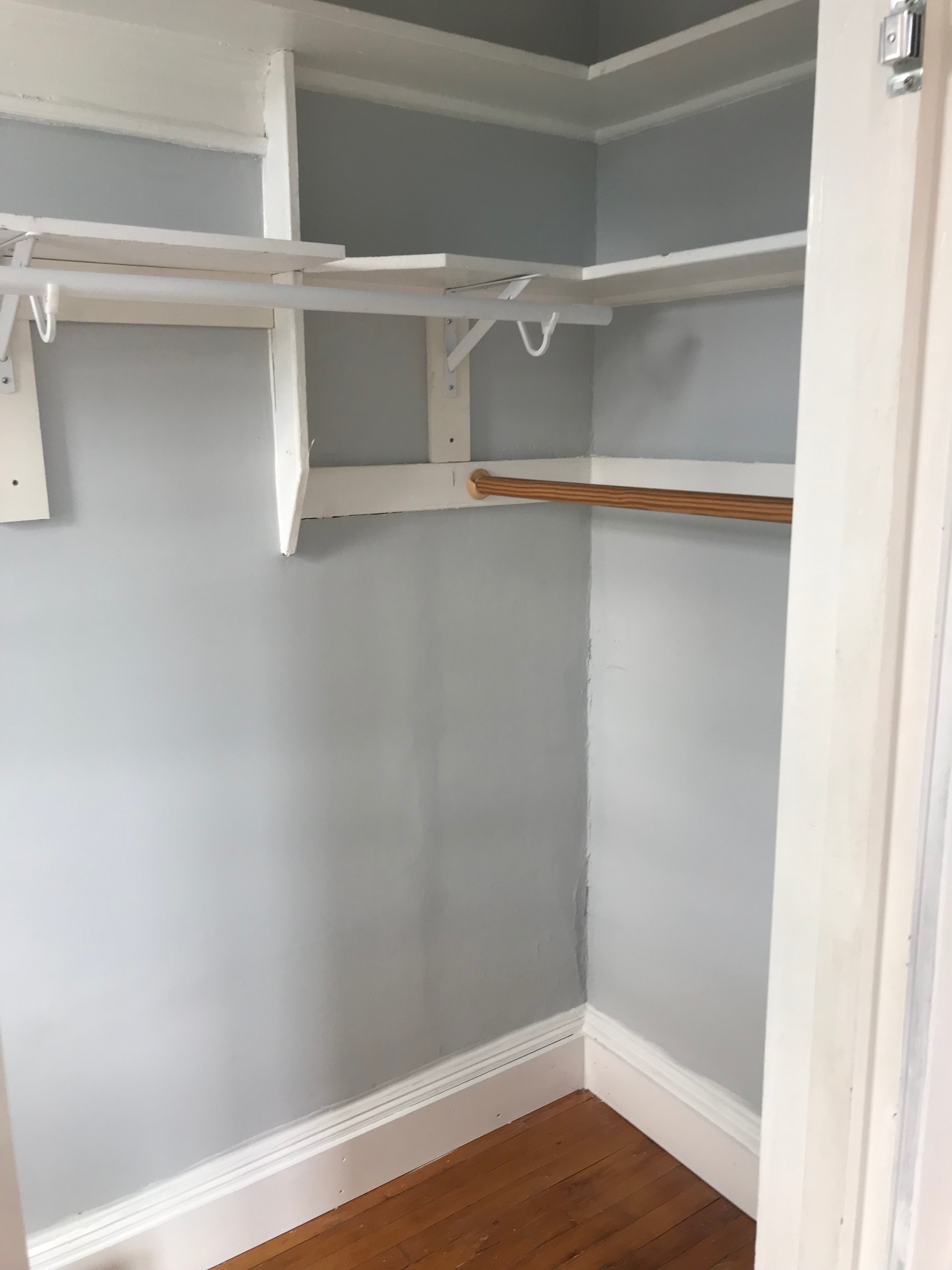4 bed, 1 bath apartment for rent at 4 Greenway Ct Unit 6, Coolidge Corner — photo 13 of 24