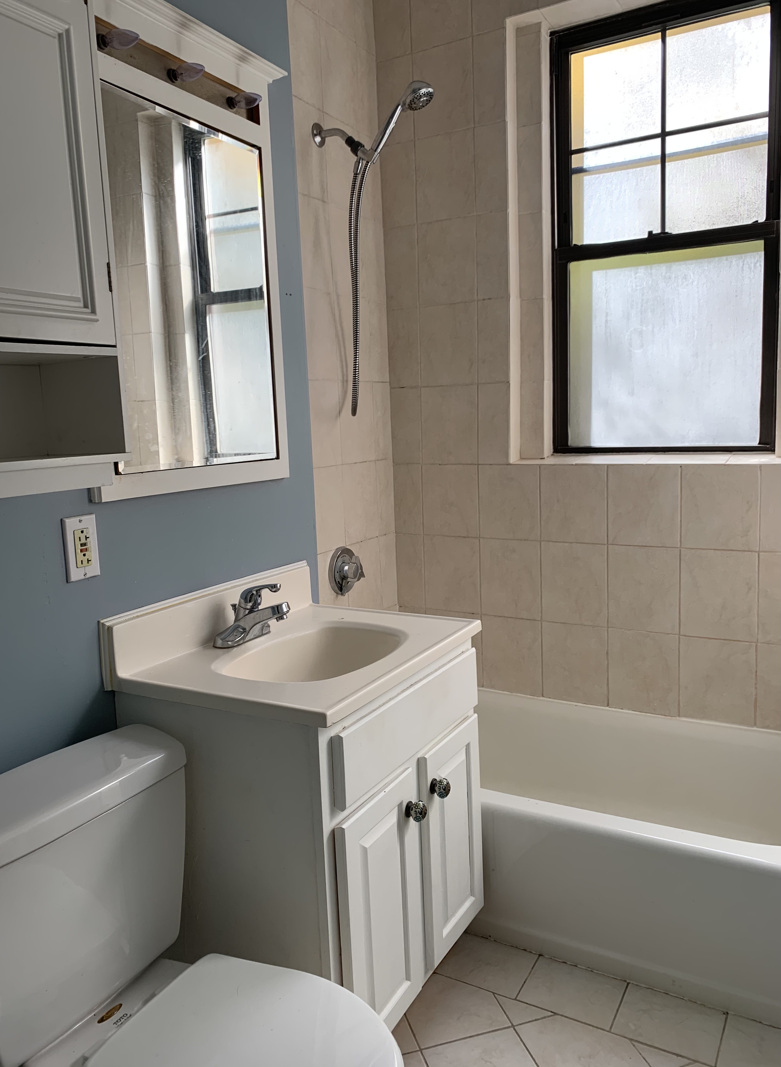 1 bed, 1 bath apartment for rent at 66 Queensberry St Unit 115, Fenway — photo 16 of 25