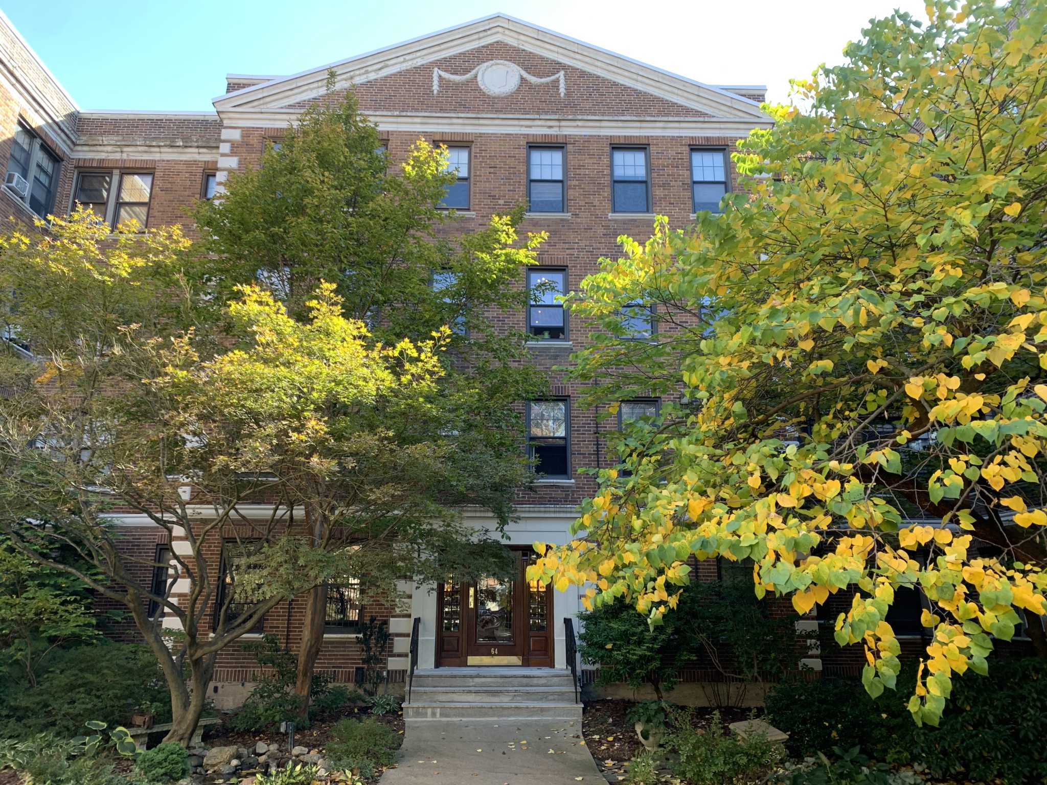 Photos of apartment on Queensberry St.,Boston MA 02215