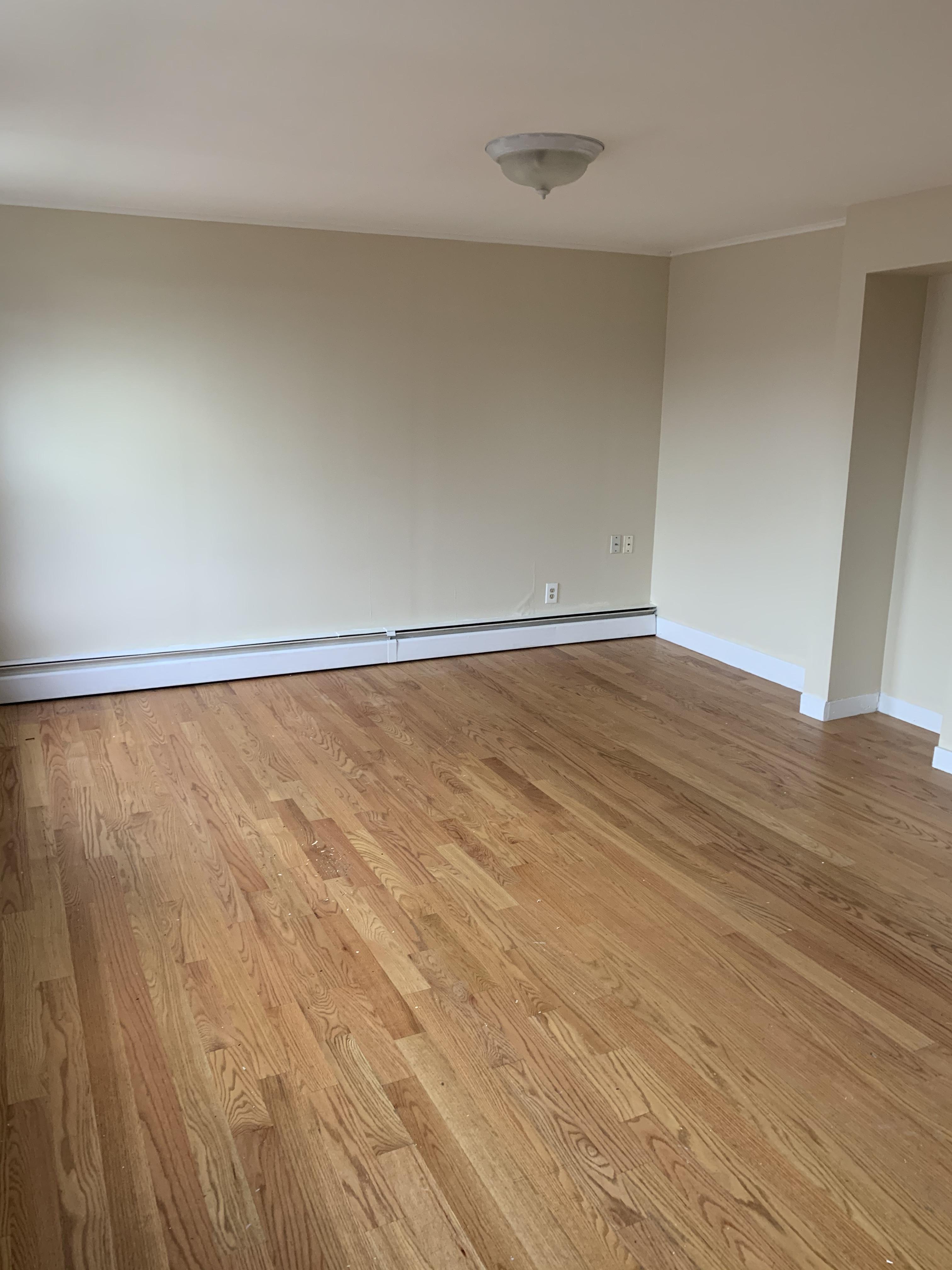 3 bed, 1 bath apartment for rent at 16 Mitchell St Unit 3, South Boston — photo 3 of 9