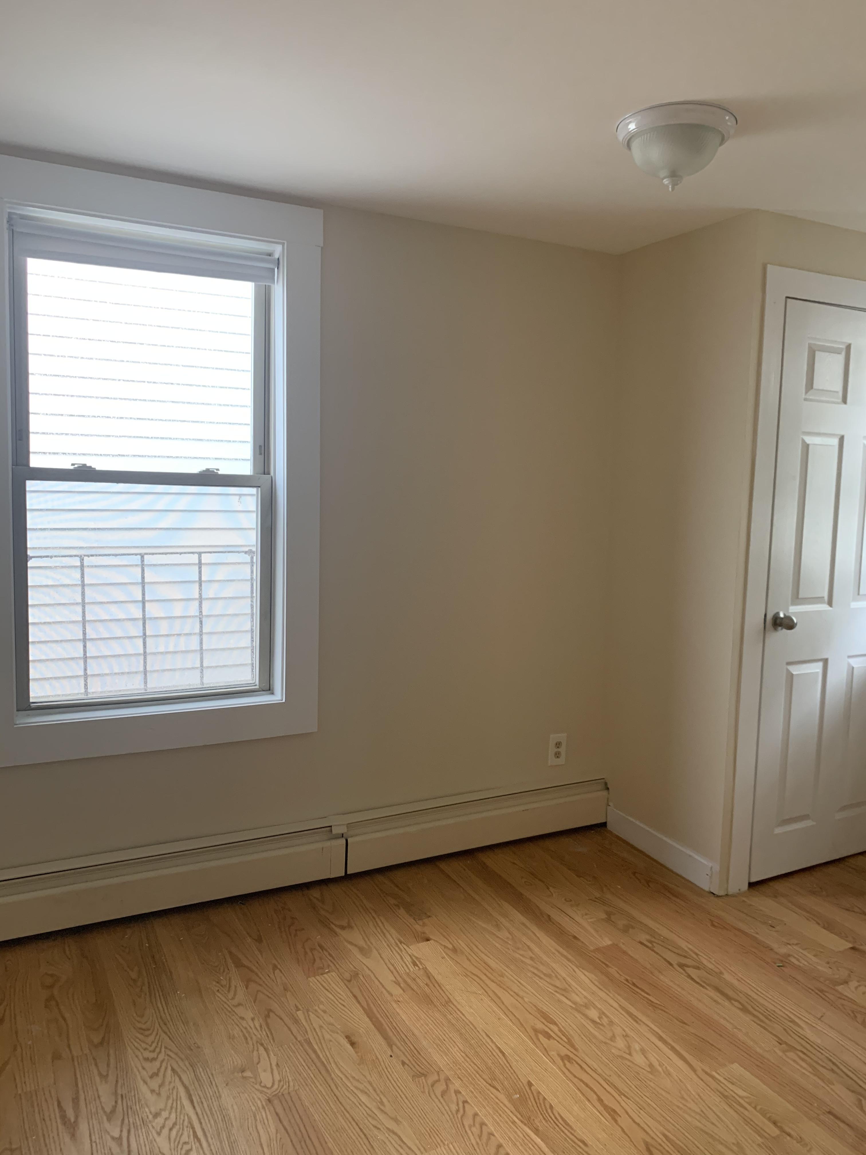 3 bed, 1 bath apartment for rent at 16 Mitchell St Unit 3, South Boston — photo 6 of 9