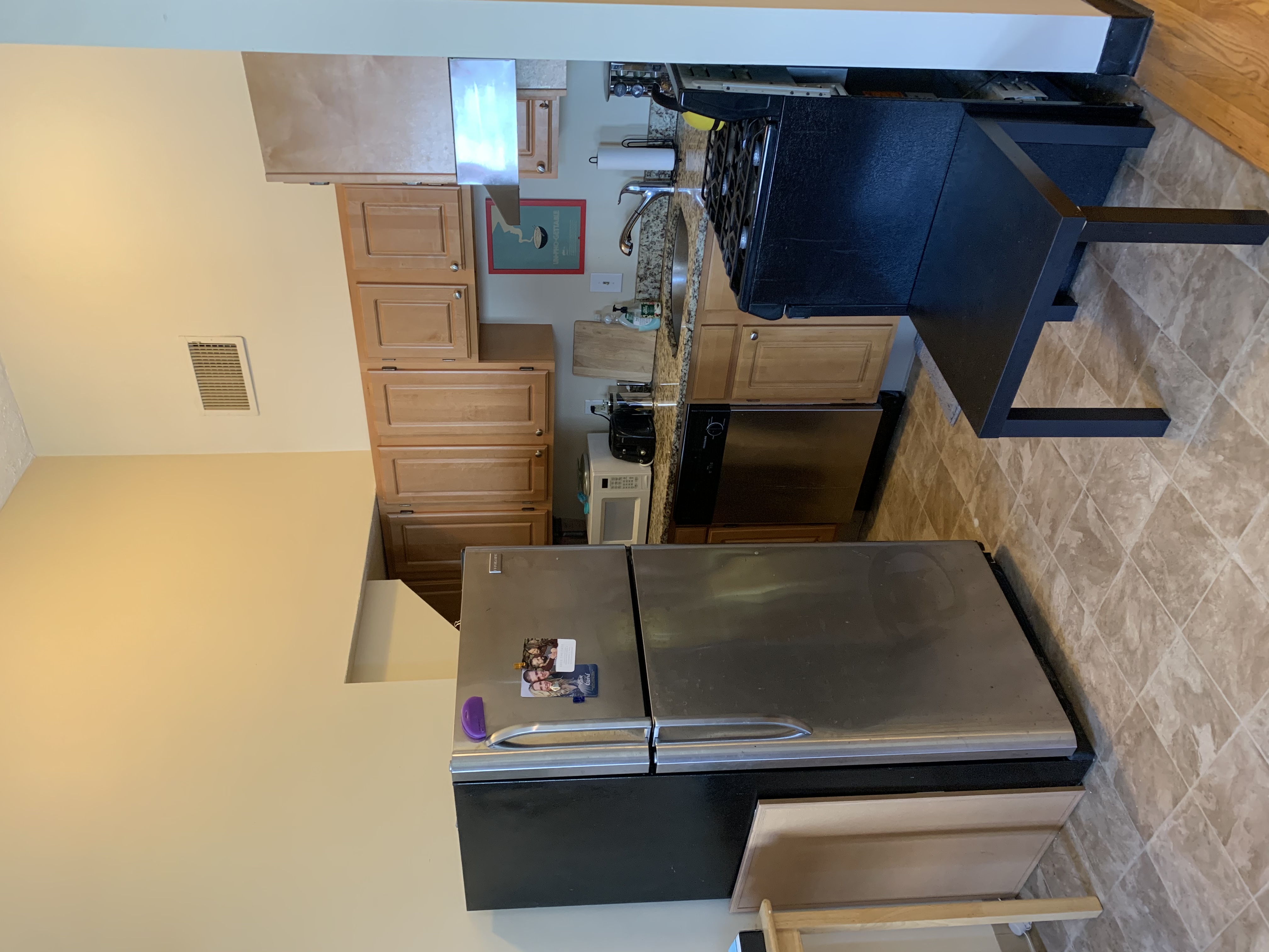 2 bed, 1 bath apartment for rent at 17 Leeds St Unit 1, South Boston — photo 3 of 8