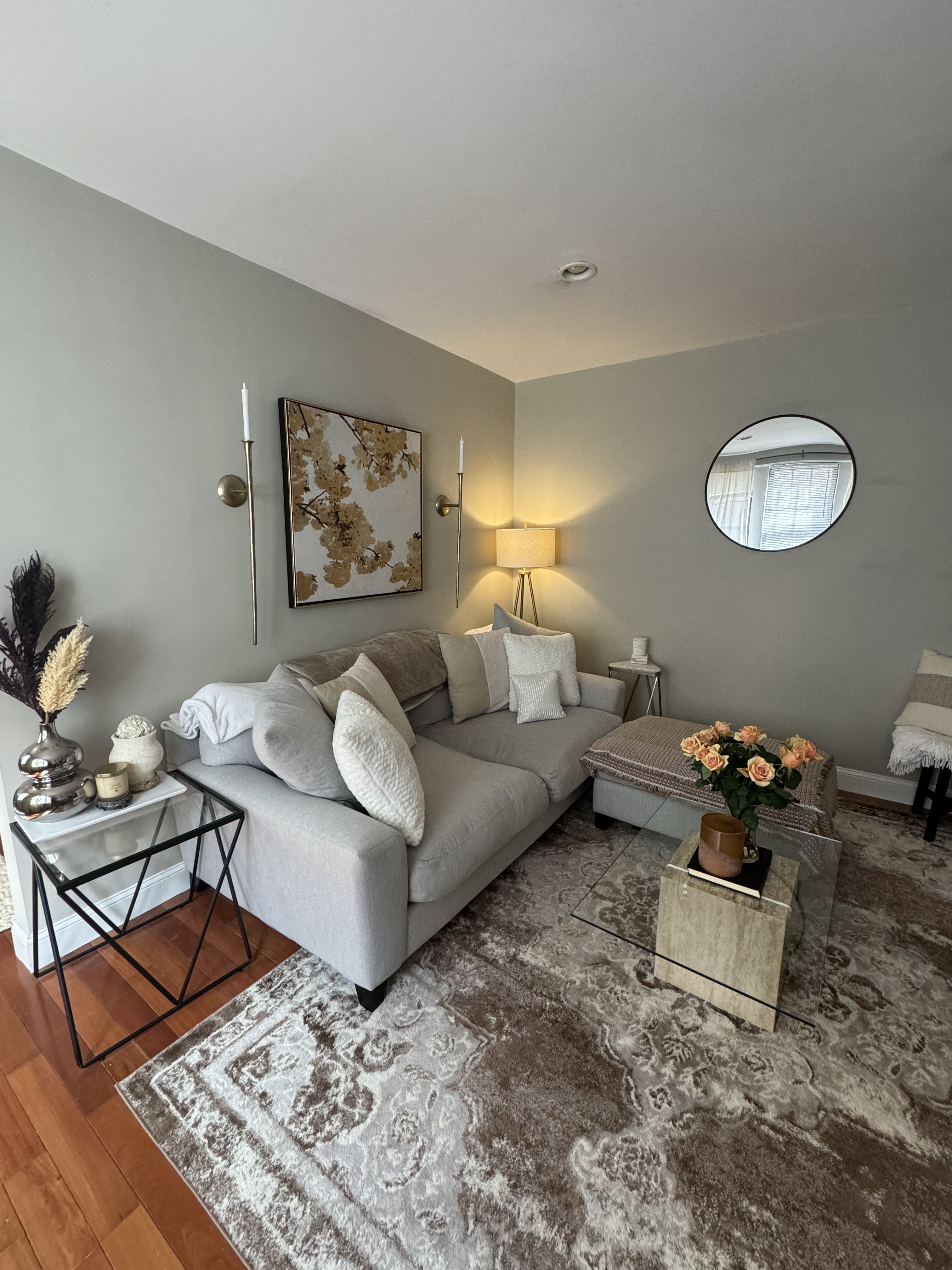 Photos of apartment on Queensberry St.,Boston MA 02215