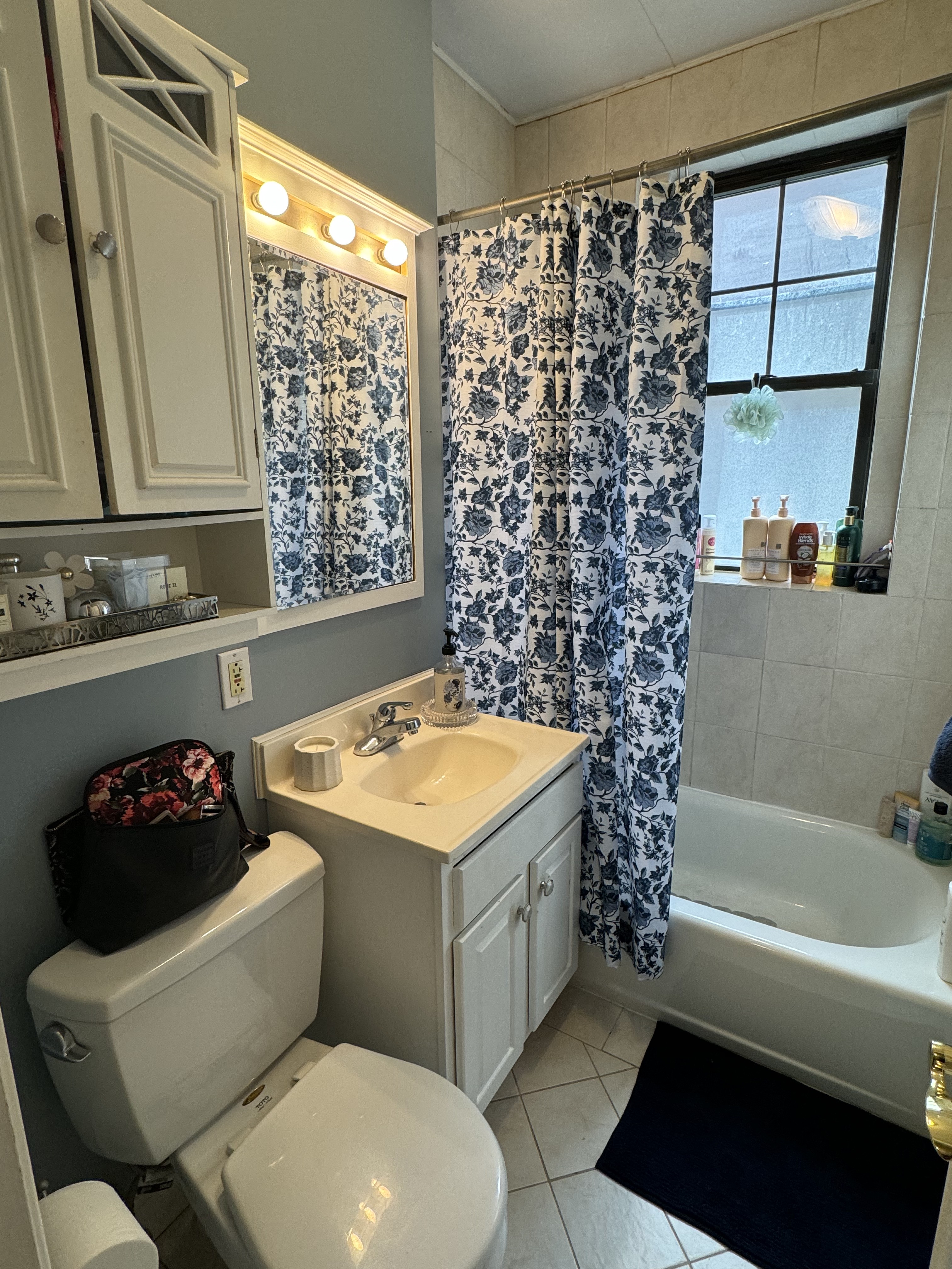 Photos of apartment on Queensberry St.,Boston MA 02215