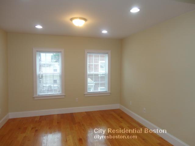 59 Preble St, South Boston