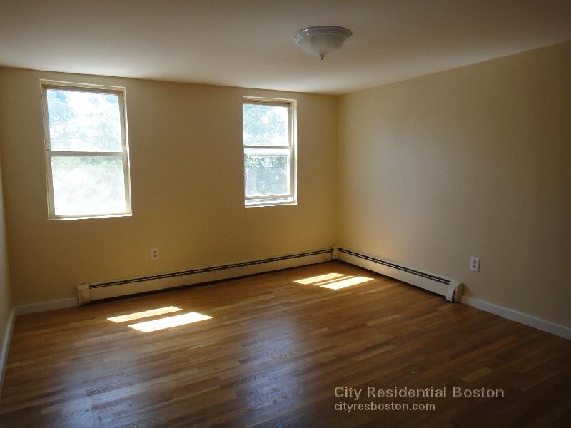 2 bed, 1 bath apartment for rent at 226 West Ninth St Unit 2, South Boston — photo 1 of 18