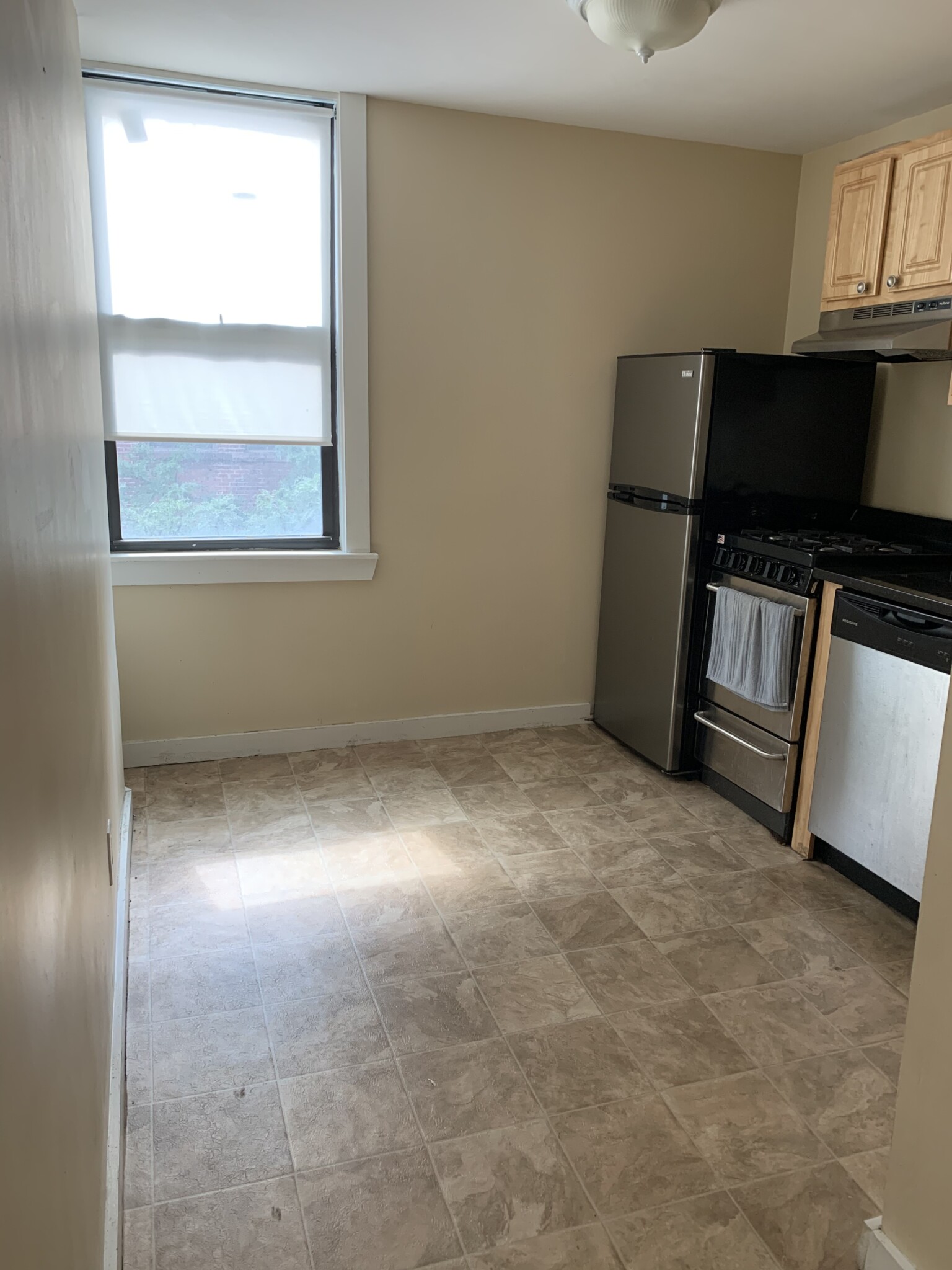2 bed, 1 bath apartment for rent at 238 Cambridge St Unit 6, Beacon Hill — photo 2 of 7