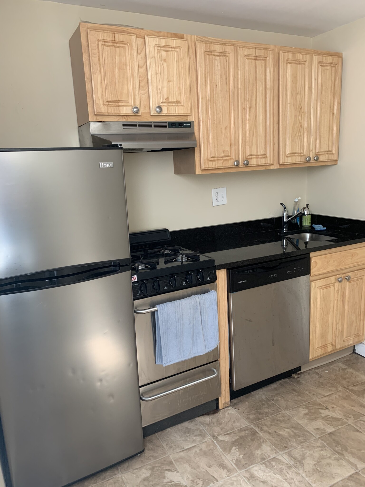 2 bed, 1 bath apartment for rent at 238 Cambridge St Unit 6, Beacon Hill — photo 1 of 7