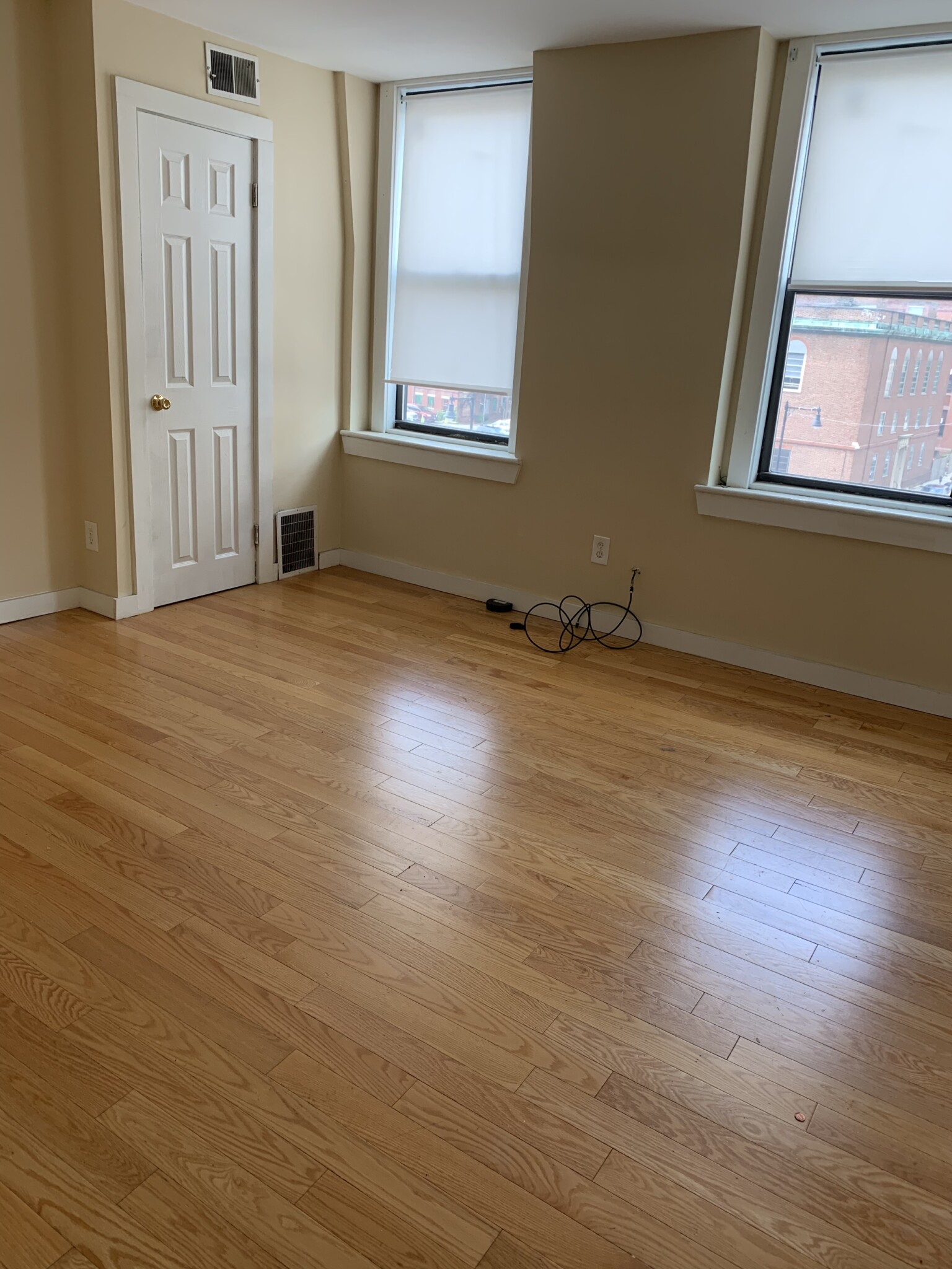 2 bed, 1 bath apartment for rent at 238 Cambridge St Unit 6, Beacon Hill — photo 3 of 7