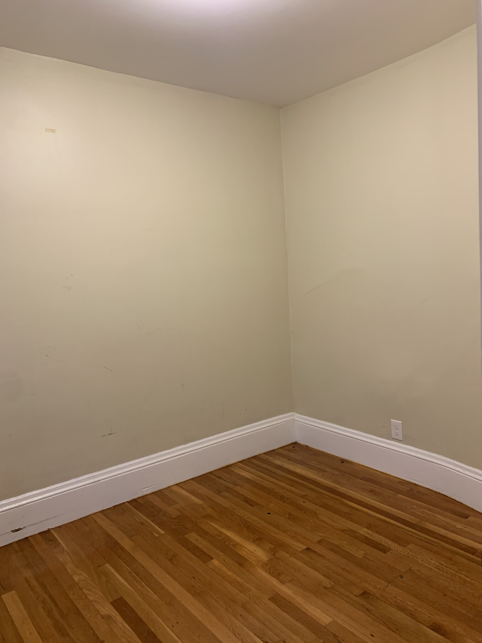 2 bed, 1 bath apartment for rent at 15 Hewlett Unit 3, Roslindale — photo 1 of 8