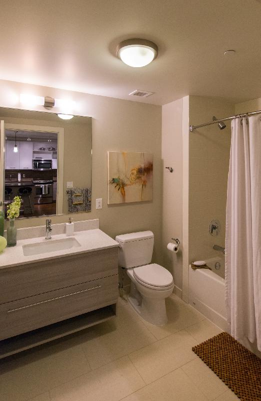 2 bed, 2 bath apartment for rent at 665 Washington St, Midtown — photo 2 of 19
