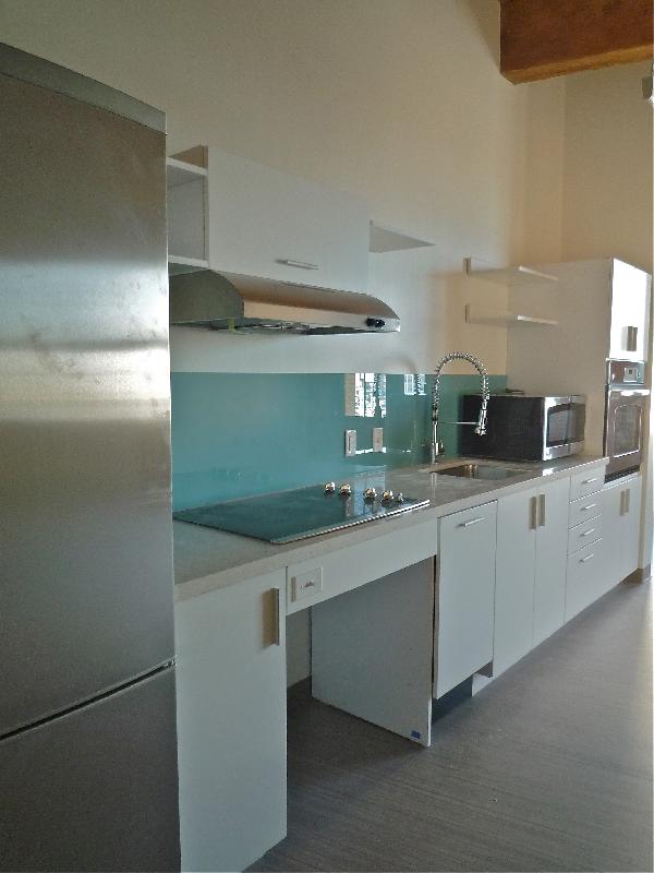 Studio bed, 1 bath apartment for rent at 381 Congress St Unit Aaa, Seaport District — photo 2 of 25