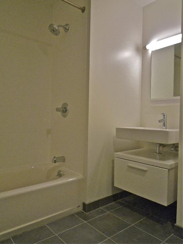 Studio bed, 1 bath apartment for rent at 381 Congress St Unit Aaa, Seaport District — photo 4 of 25