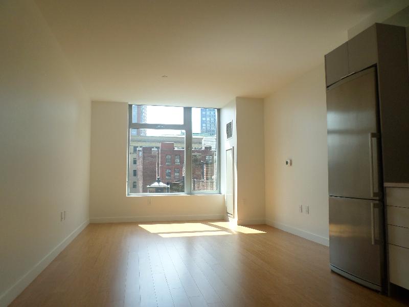 1.5 bed, 1 bath apartment for rent at 120 Kingston St Unit 15, Chinatown — photo 16 of 21