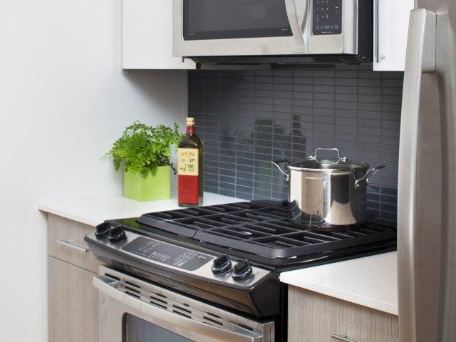 Studio bed, 1 bath apartment for rent at 318 D St, South Boston — photo 13 of 13