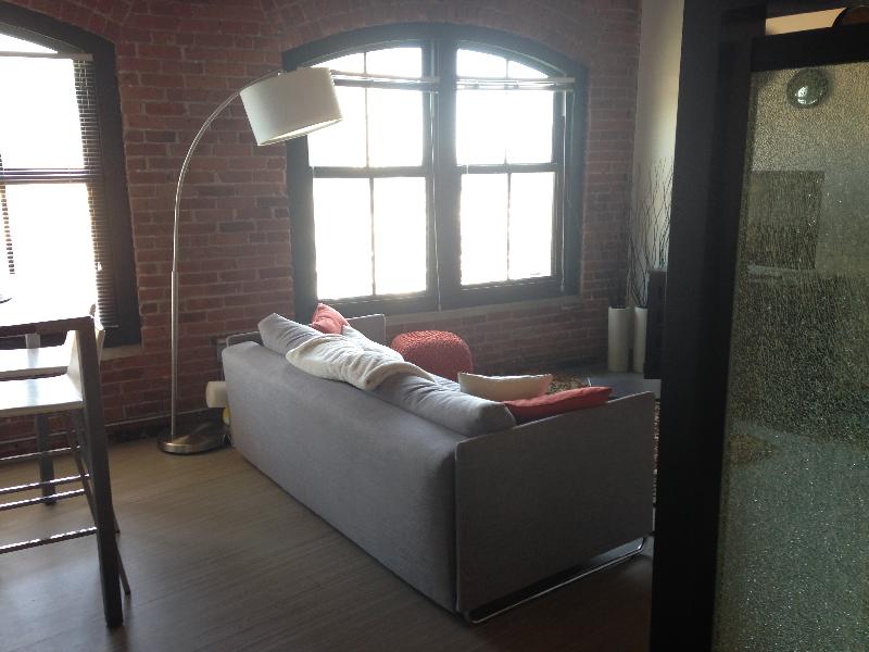 Studio bed, 1 bath apartment for rent at 381 Congress St Unit Aaa, Seaport District — photo 11 of 25