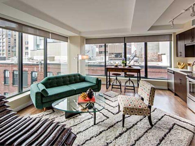 Studio bed, 1 bath apartment for rent at 45 Stuart St Unit 001, Theatre District — photo 2 of 14