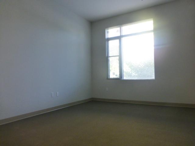 1.5 bed, 1 bath apartment for rent at 161 South Huntington Unit 101, Jamaica Plain — photo 14 of 33