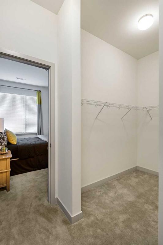 3 bed, 2 bath apartment for rent at 165 Cambridge Park Dr Unit ##, Cambridge — photo 5 of 6