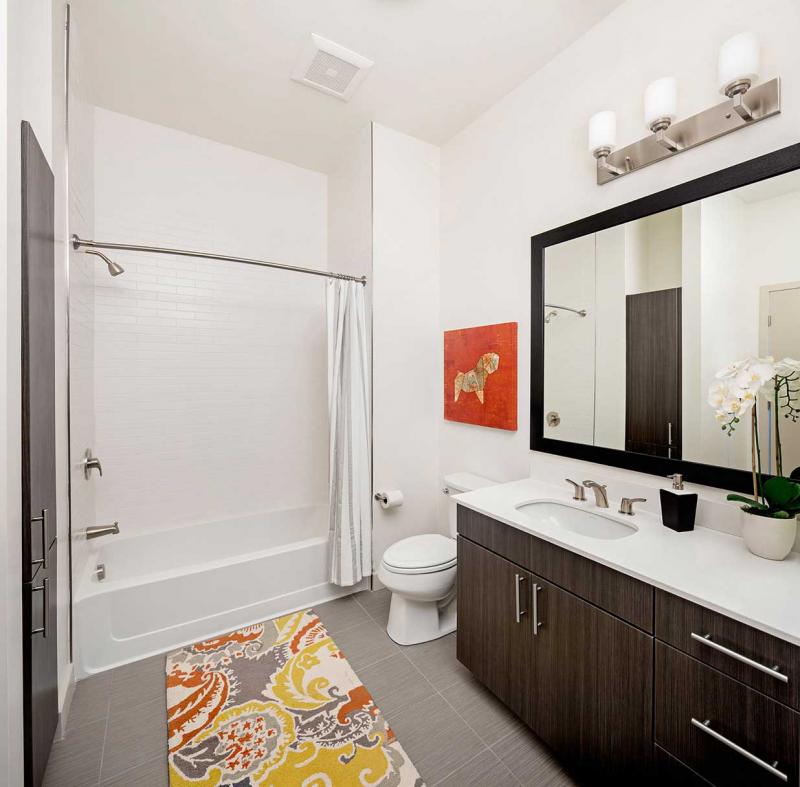 3 bed, 2 bath apartment for rent at 165 Cambridge Park Dr Unit ##, Cambridge — photo 3 of 6