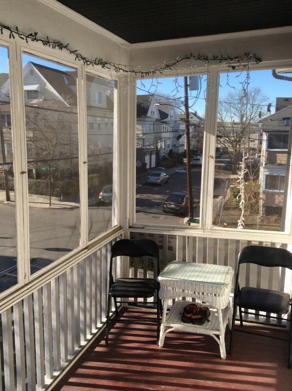 5 bed, 2 bath apartment for rent at 45 Montcalm Ave Unit 2, Brighton — photo 11 of 15