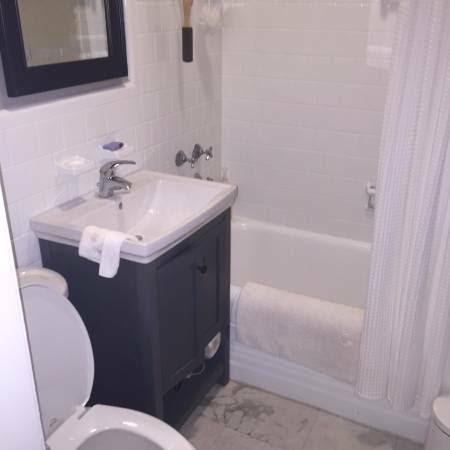 Studio bed, 1 bath apartment for rent at 1470 Beacon St Unit 61, Coolidge Corner — photo 6 of 8