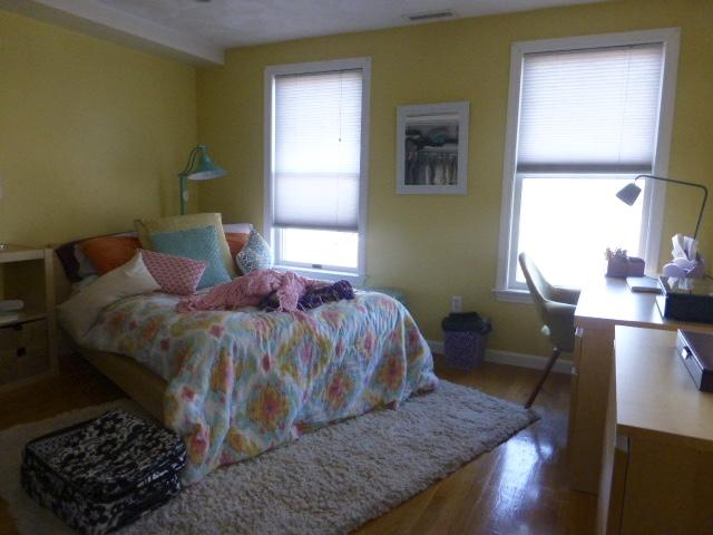 4 bed, 2.5 bath apartment for rent at 18 Wadsworth St, Allston — photo 3 of 13