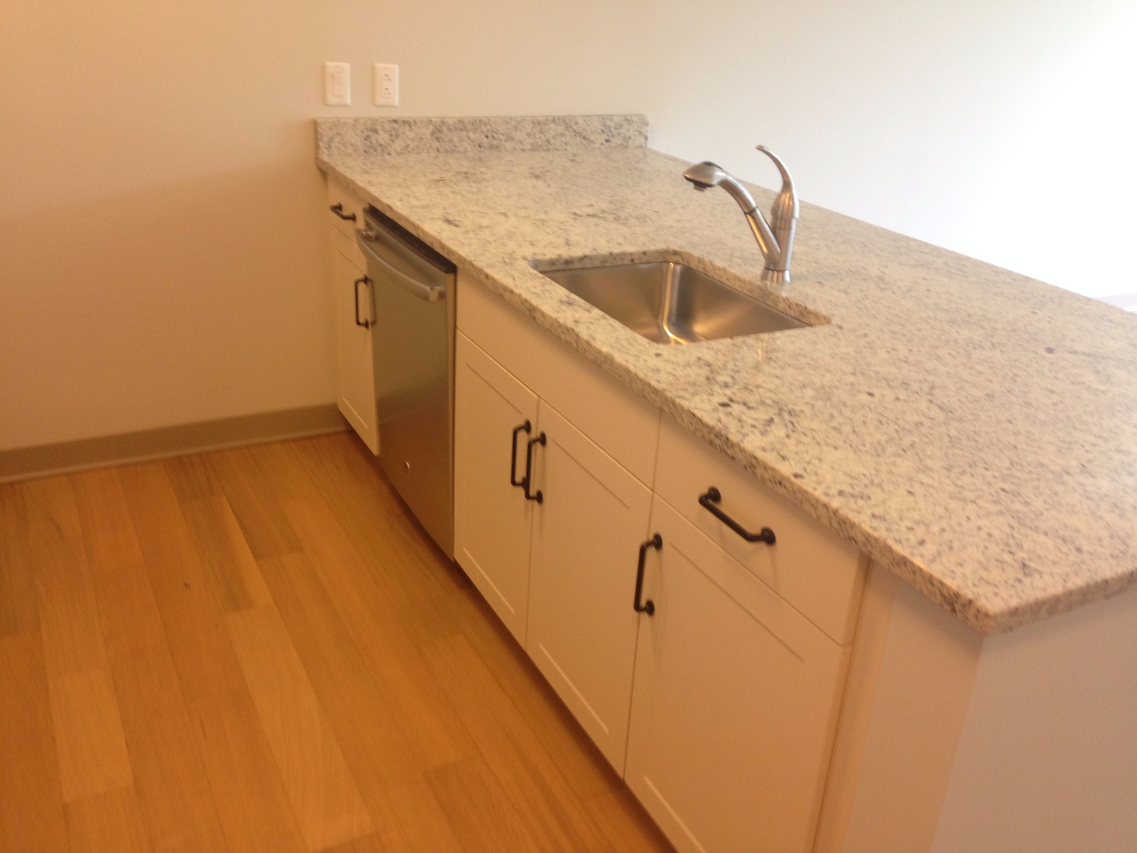 1 bed, 1 bath apartment for rent at 161 South Huntington Unit 102, Jamaica Plain — photo 4 of 47