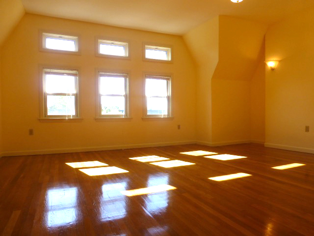 1404 Beacon St, Coolidge Corner