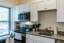 1463 Beacon St, Washington Square