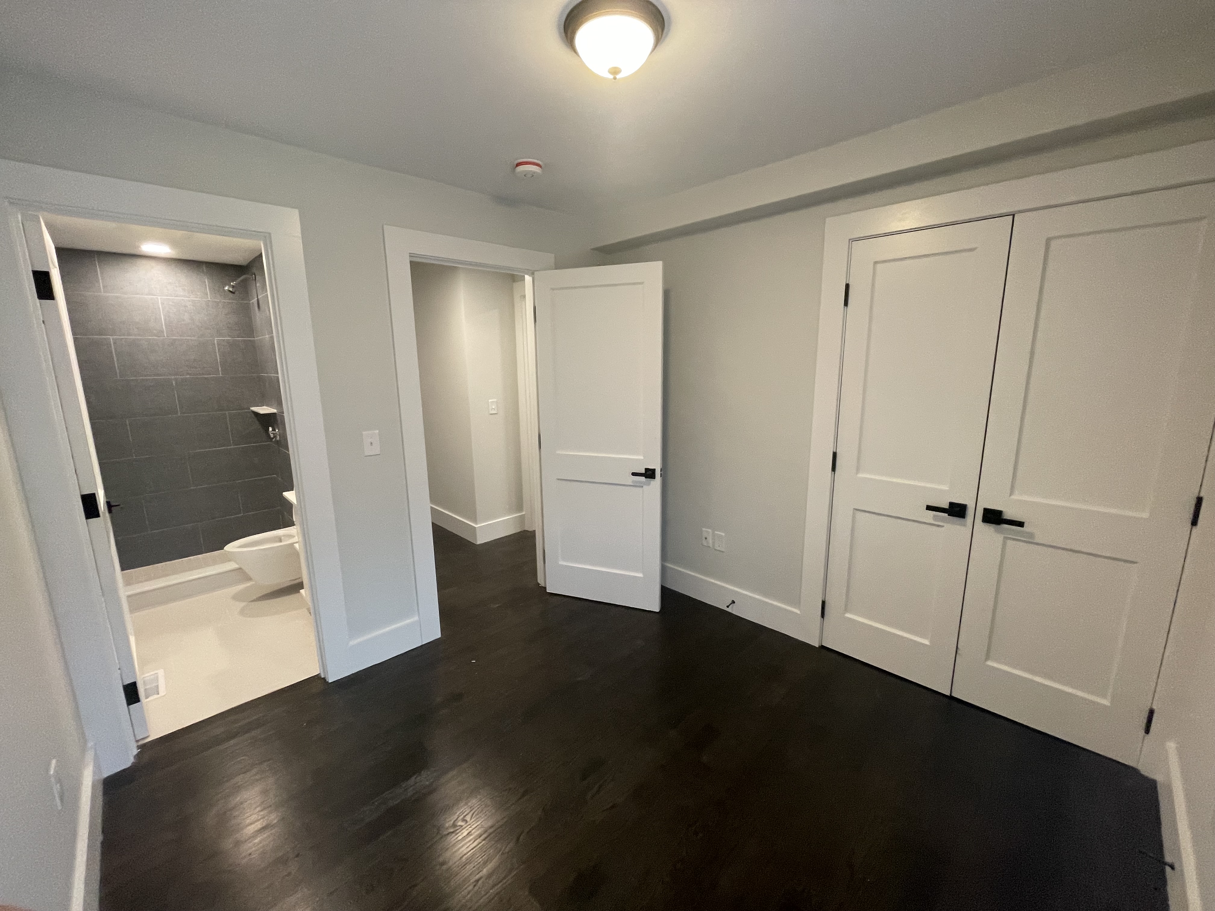 4 bed, 4+ bath apartment for rent at 52 Walnut St Unit 1, Dorchester — photo 18 of 28