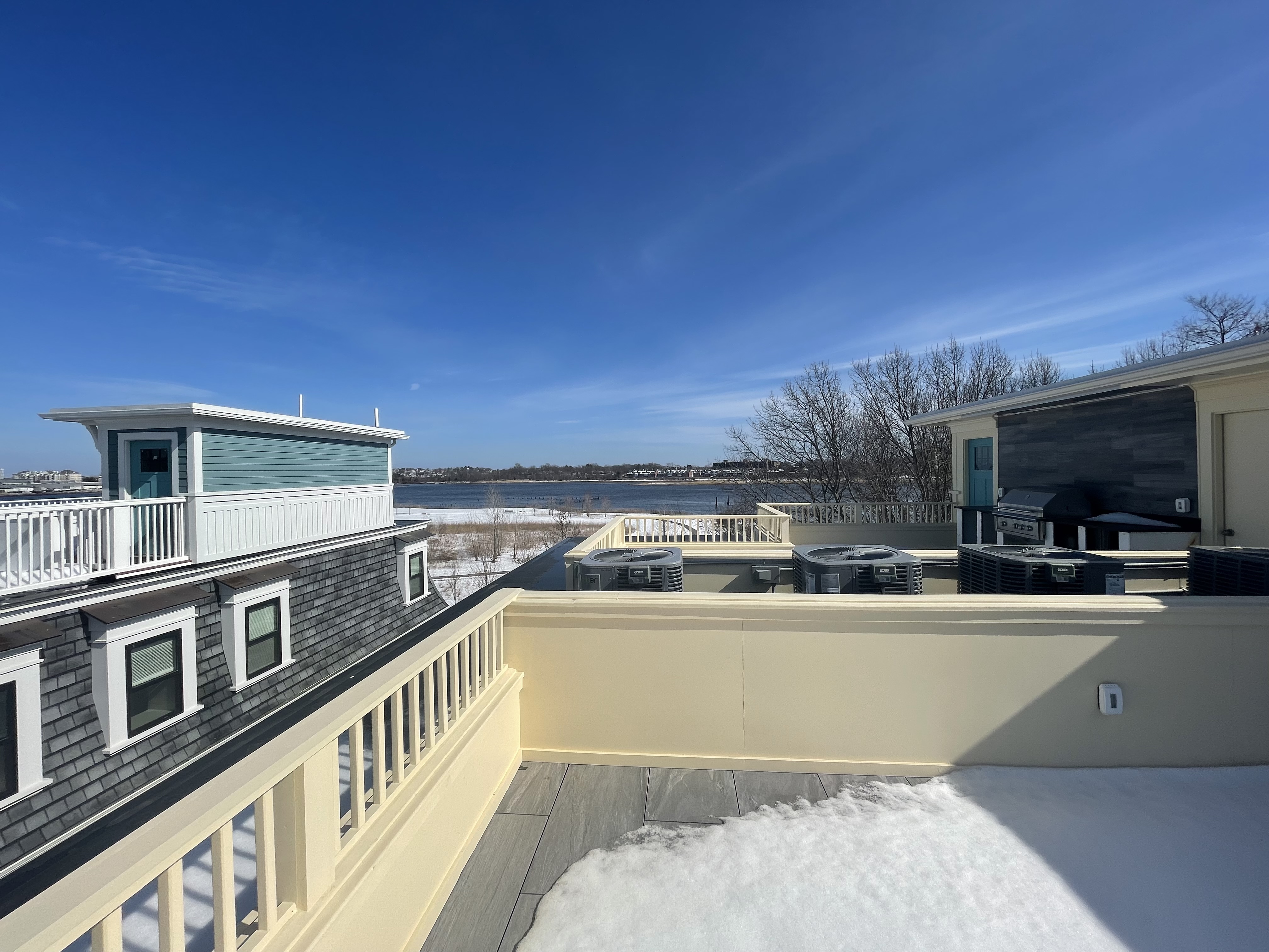 4 bed, 4+ bath apartment for rent at 52 Walnut St Unit 1, Dorchester — photo 27 of 28