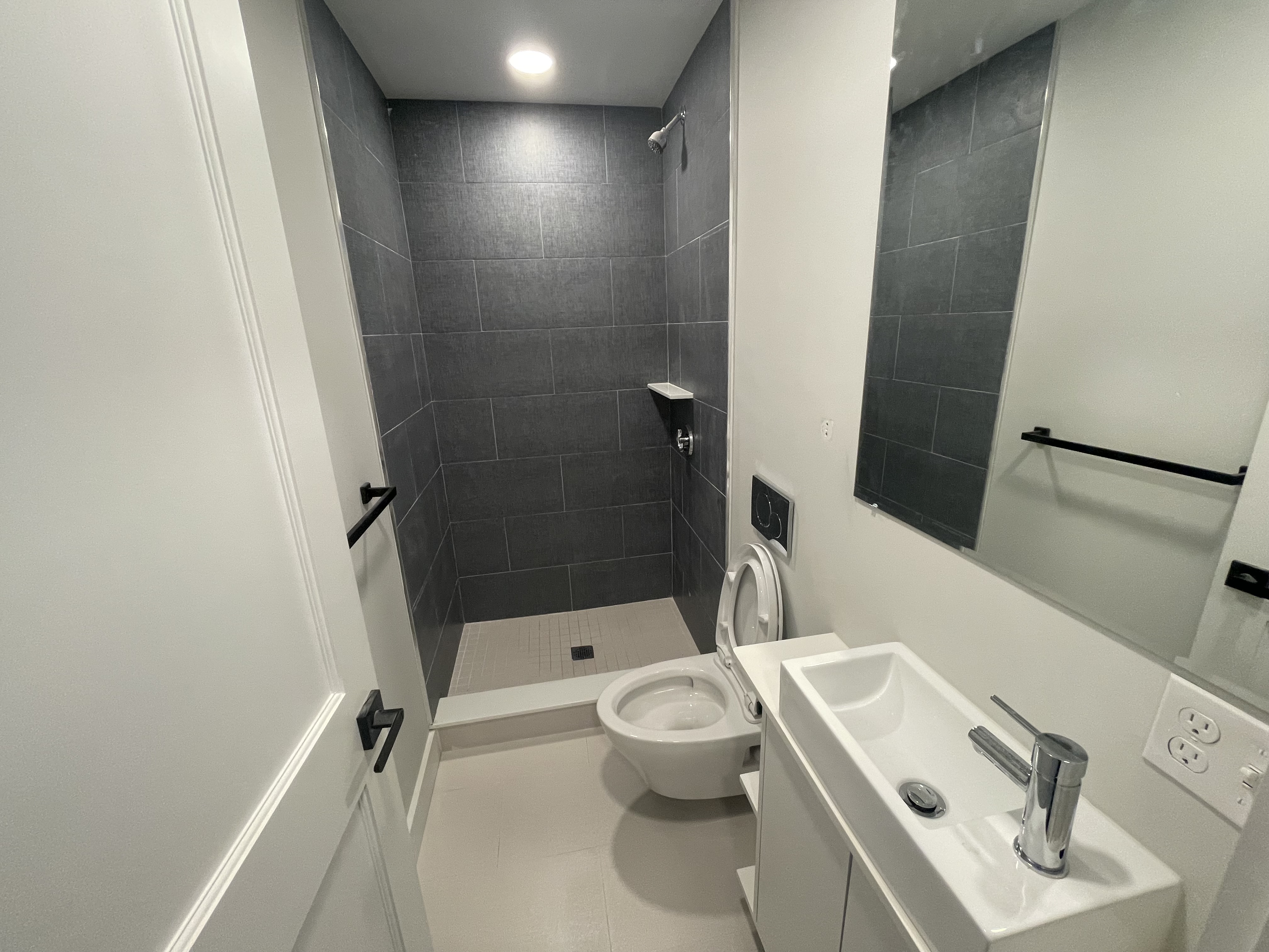 4 bed, 4+ bath apartment for rent at 52 Walnut St Unit 1, Dorchester — photo 21 of 28